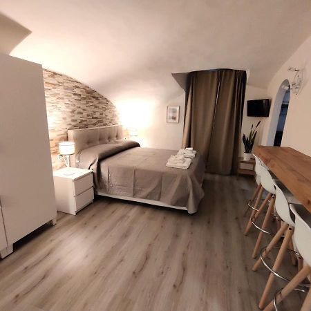 Il Salotto Di Napoli - Guest House Eksteriør billede