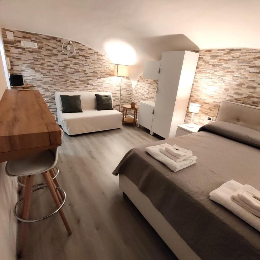 Il Salotto Di Napoli - Guest House Eksteriør billede