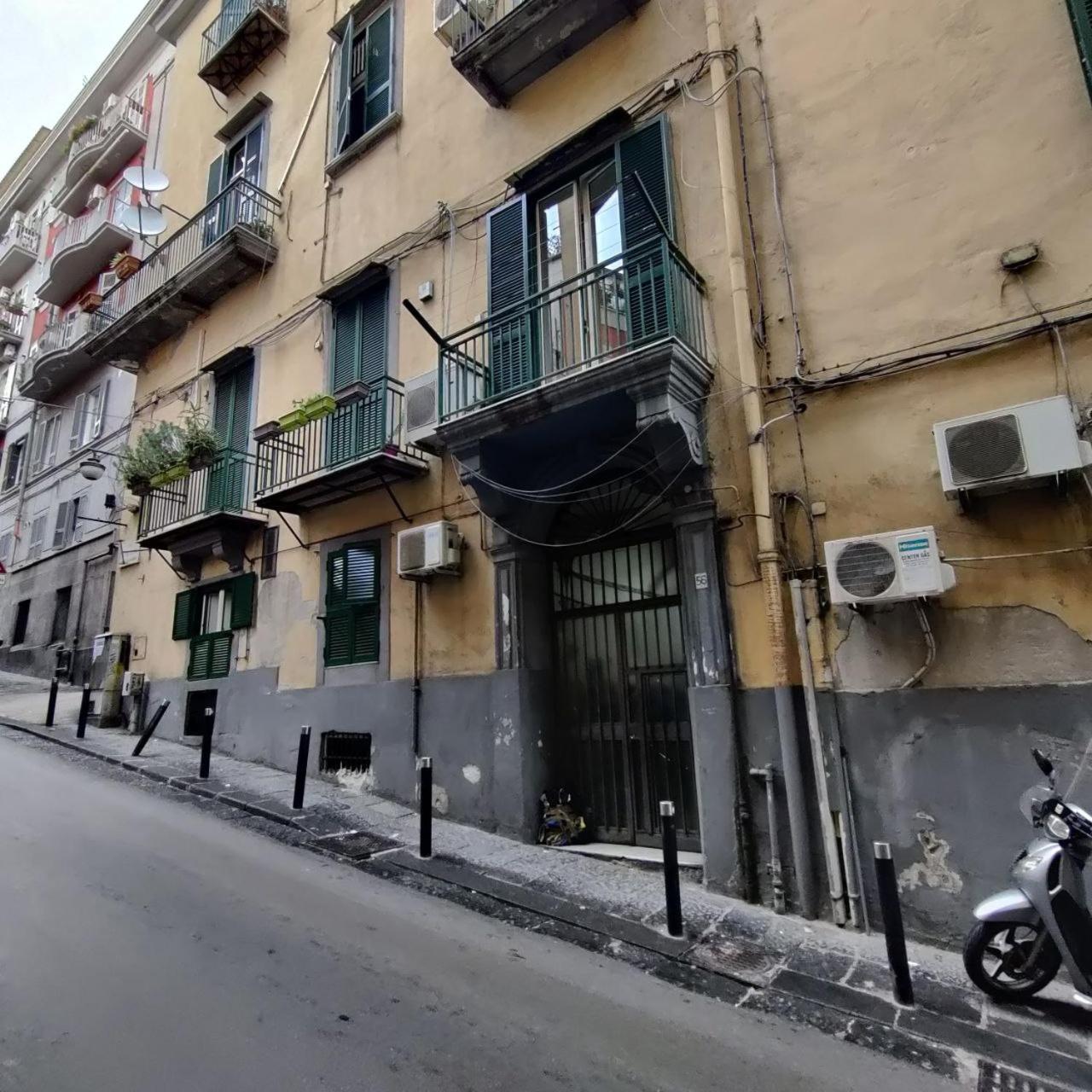 Il Salotto Di Napoli - Guest House Eksteriør billede